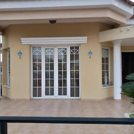 Vasilis House Family Homestay